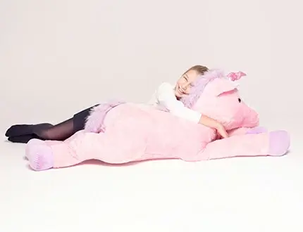 Unicórnios de peluche grandes